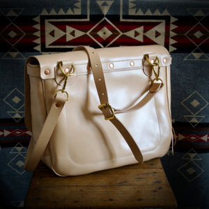 Courier Bag - Tärnsjö Natural Veg Tanned Cow Hide