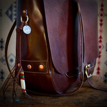 Load image into Gallery viewer, Courier Bag - Tärnsjö&#39;s Antique Brown Veg Tanned Horse Hide
