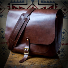 Load image into Gallery viewer, Courier Bag - Tärnsjö&#39;s Antique Brown Veg Tanned Horse Hide