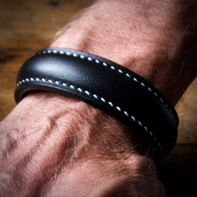Load image into Gallery viewer, Cuff Bracelet - Black Tärnsjö Veg Tanned