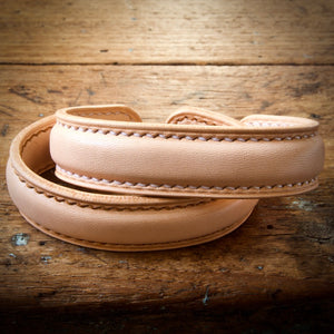 Cuff Bracelet - Natural Tärnsjö Veg Tanned