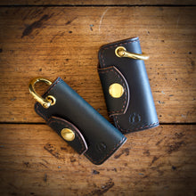 Load image into Gallery viewer, Key Holder - Horween Navy Blue Chromexcel