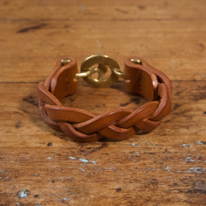 Braided Anchor Buckle Bracelet - Tärnsjö Saddle Tan Veg Tanned