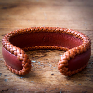 Braided Cuff Bracelet - Saddle Tan Tärnsjö Veg Tanned