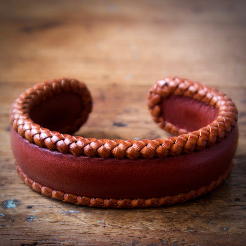 Braided Cuff Bracelet - Saddle Tan Tärnsjö Veg Tanned