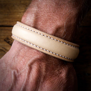 Cuff Bracelet - Natural Tärnsjö Veg Tanned